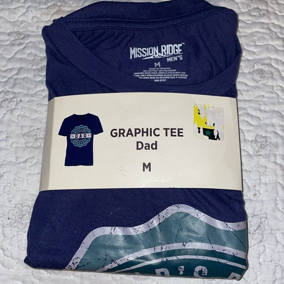 BNWT “Dad” t-shirt navy blue it’s a size Medium in men’s - Picture 2 of 5